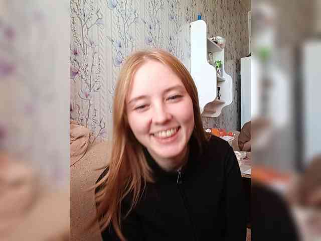 ELENA123e webcam
