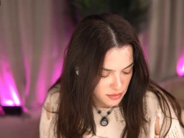 IvyDreamy live cam on BongaCams