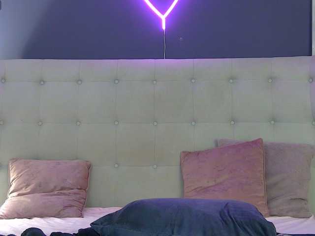 KimmyRea live cam on BongaCams