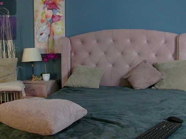 KimmyRea live cam on BongaCams