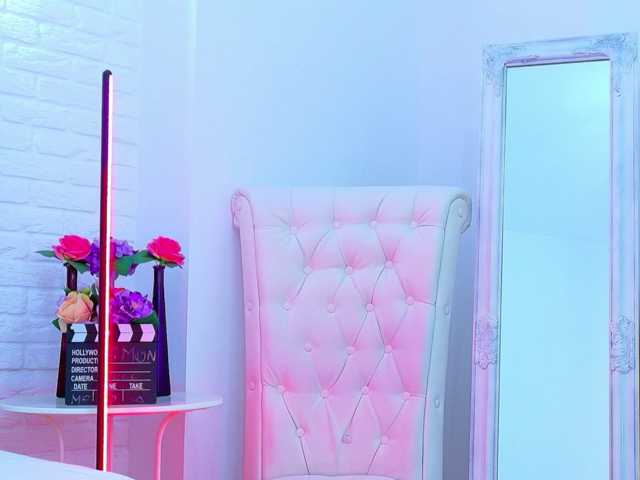Sim-one live cam on BongaCams