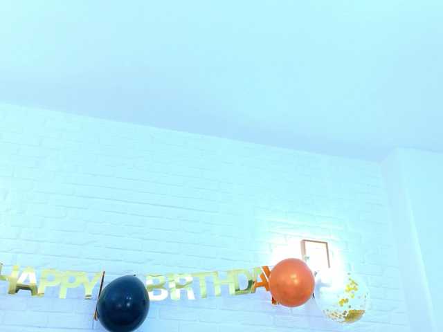 Sim-one live cam on BongaCams