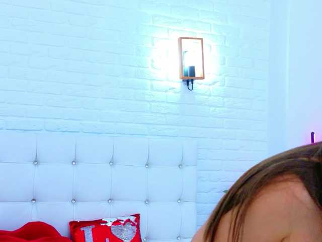 Sim-one live cam on BongaCams