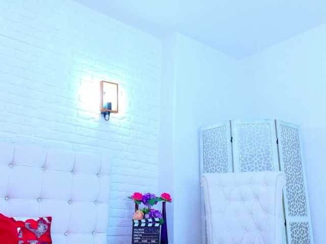 Sim-one, en vivo ahora en BongaCams