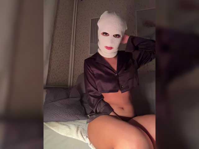 Olechka-kisa live cam on BongaCams