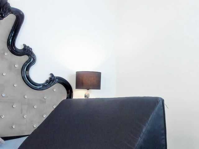 lindaa-ebony live cam on BongaCams
