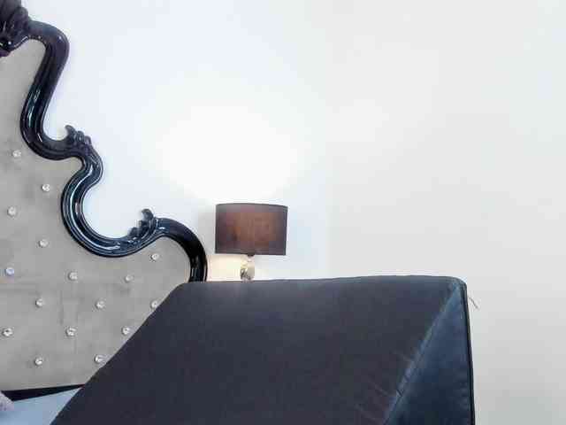 lindaa-ebony webcam