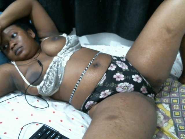 Melvic01 — live female cam