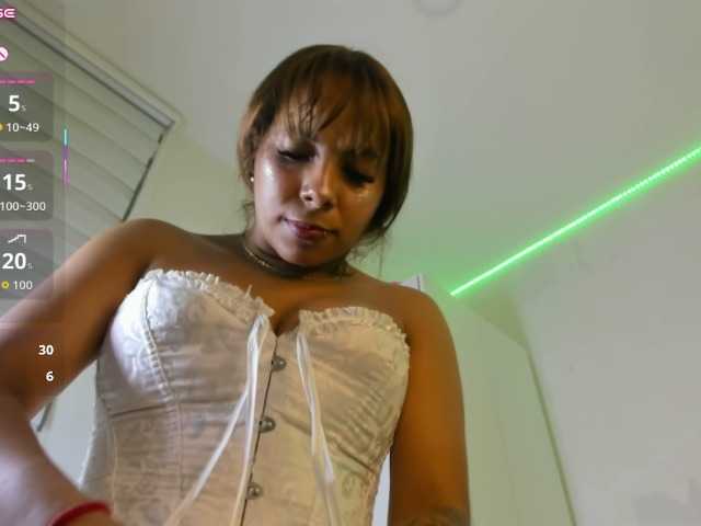 camilagil live cam on BongaCams