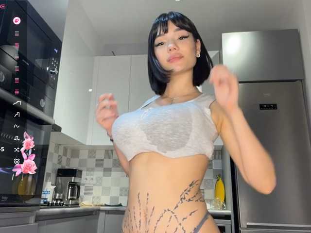 KhadijahStippich live cam on BongaCams