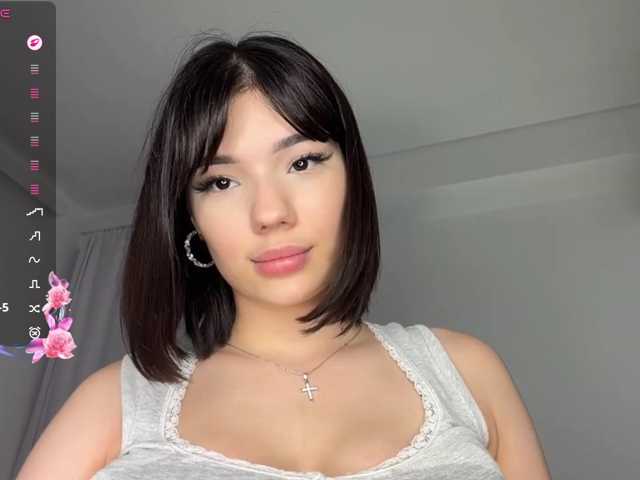 KhadijahStippich live cam on BongaCams