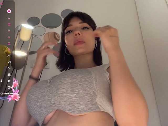 KhadijahStippich live cam on BongaCams