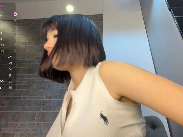 KhadijahStippich live cam on BongaCams