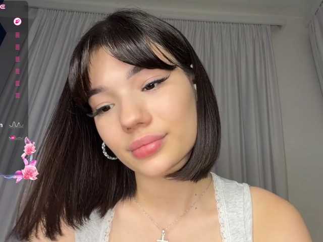Khadijahstippich live cam