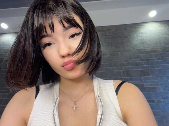 KhadijahStippich live cam on BongaCams
