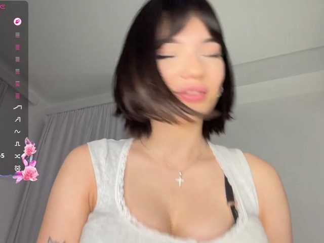 KhadijahStippich live cam on BongaCams