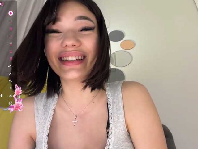 KhadijahStippich live cam on BongaCams