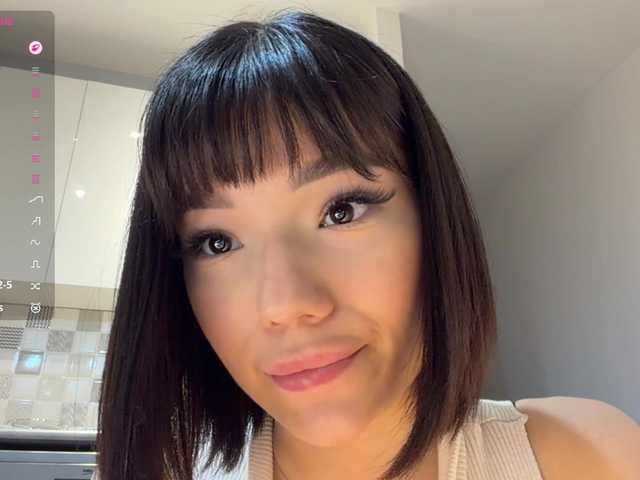 KhadijahStippich live cam on BongaCams