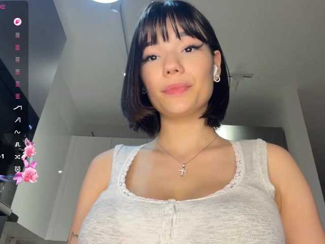 KhadijahStippich live cam on BongaCams