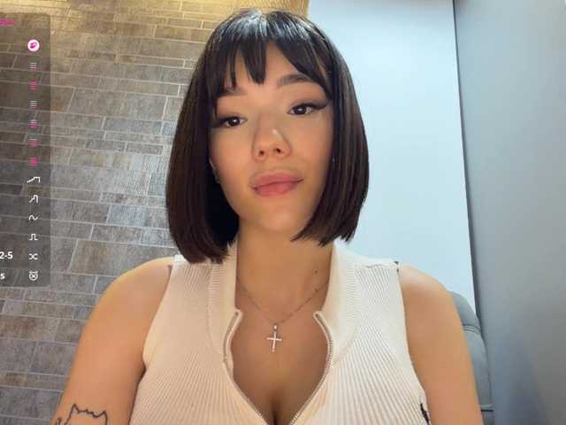 KhadijahStippich live cam on BongaCams