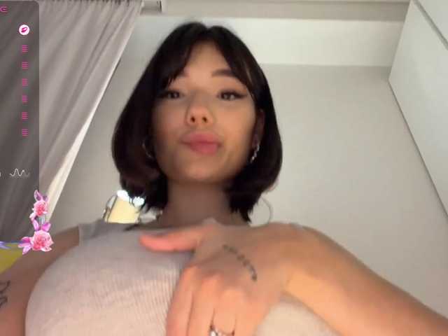 KhadijahStippich live cam on BongaCams