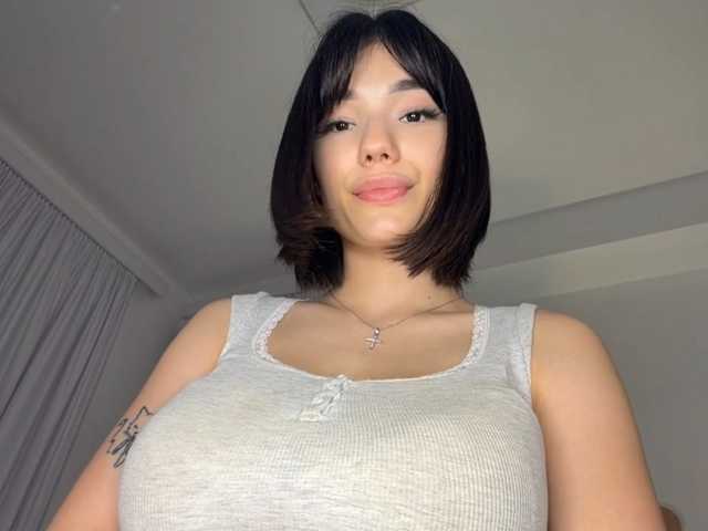 KhadijahStippich live cam on BongaCams