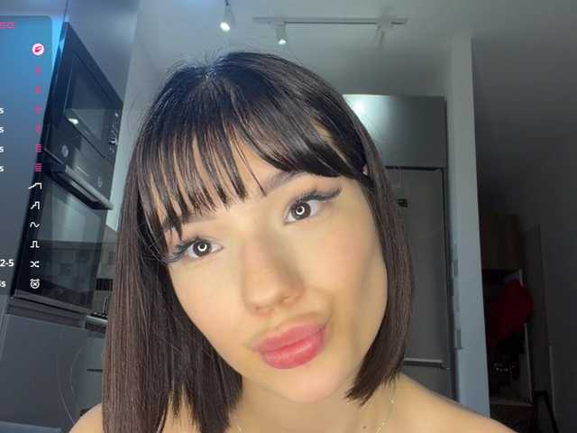 KhadijahStippich live cam on BongaCams
