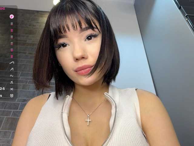 KhadijahStippich live cam on BongaCams