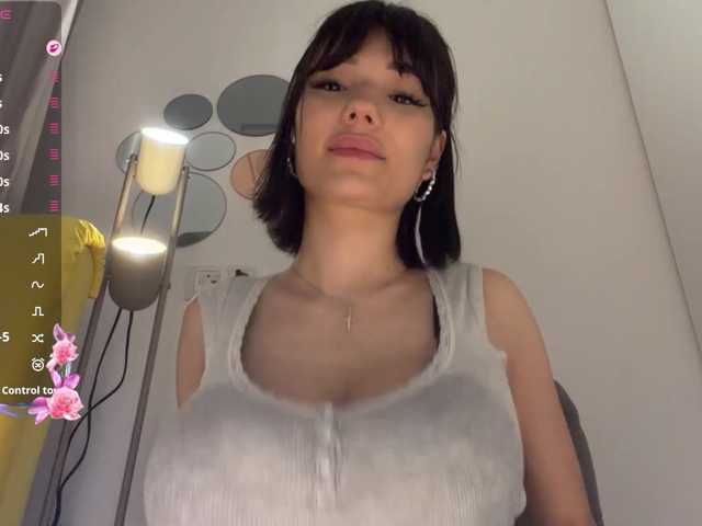 KhadijahStippich live cam on BongaCams