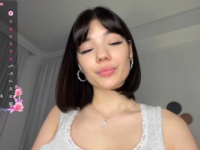 KhadijahStippich live cam on BongaCams