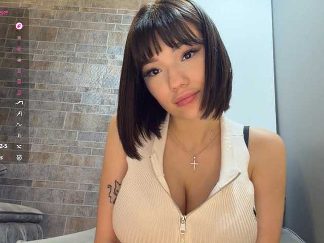 KhadijahStippich live cam on BongaCams