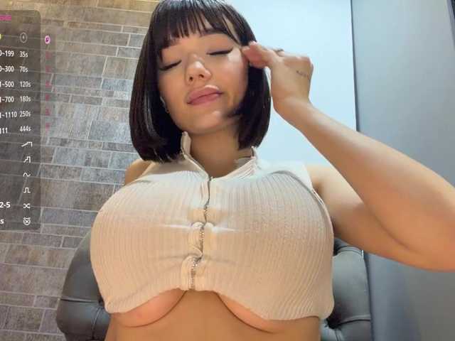 KhadijahStippich live cam on BongaCams