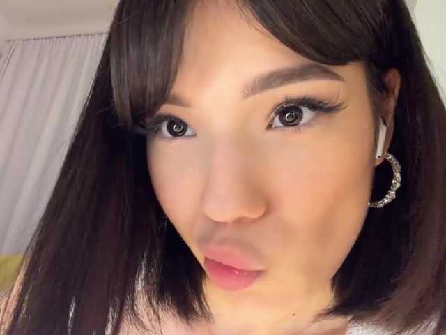 KhadijahStippich live cam on BongaCams