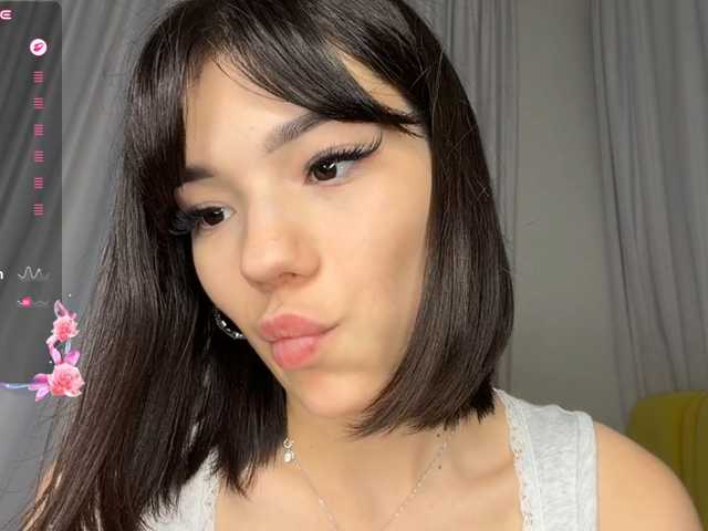 KhadijahStippich live cam on BongaCams