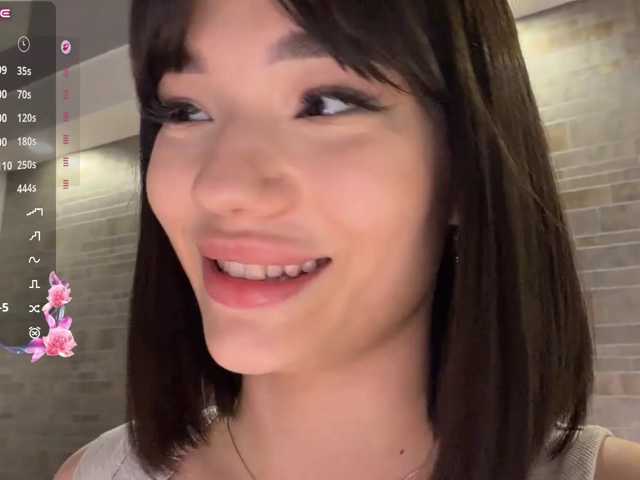 KhadijahStippich live cam on BongaCams