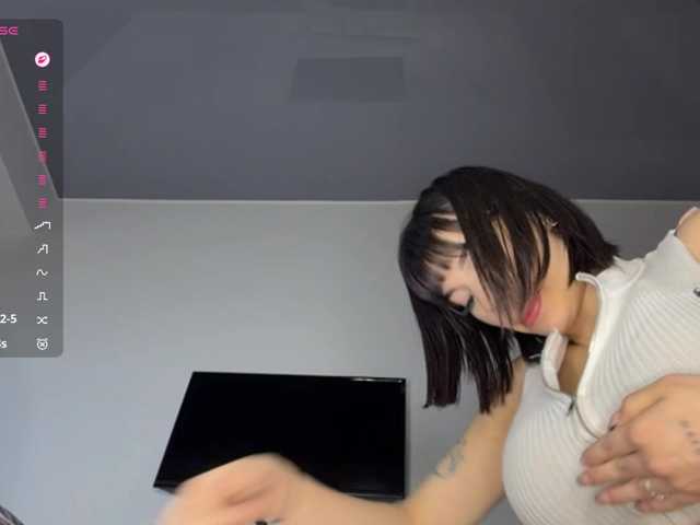 KhadijahStippich live cam on BongaCams