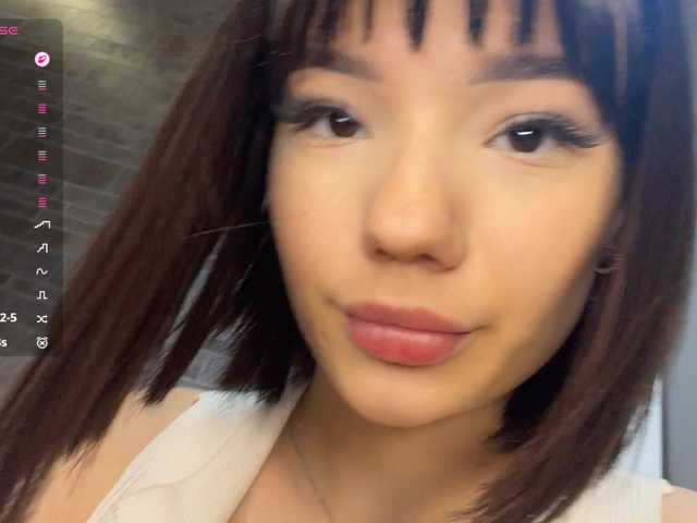 KhadijahStippich live cam on BongaCams