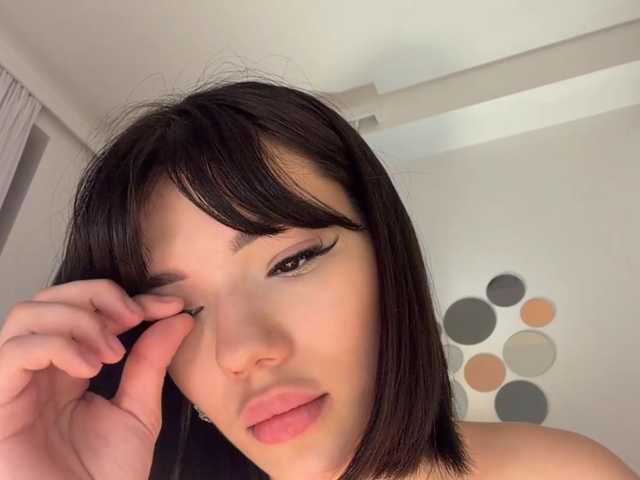 KhadijahStippich live cam preview