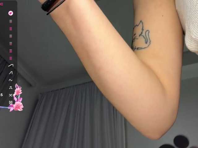 KhadijahStippich live cam on BongaCams