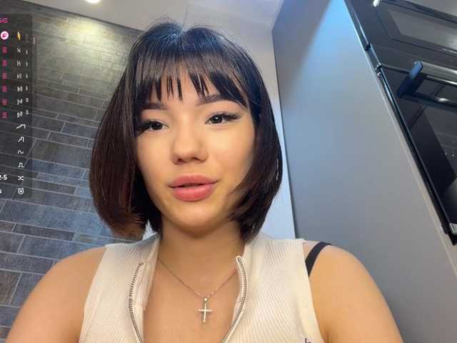 KhadijahStippich live cam on BongaCams