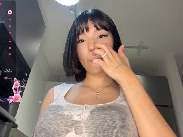 KhadijahStippich live cam on BongaCams