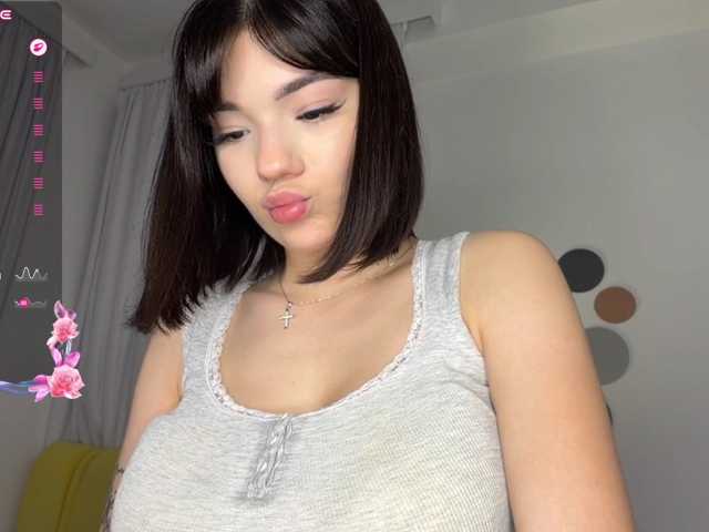 KhadijahStippich live cam on BongaCams
