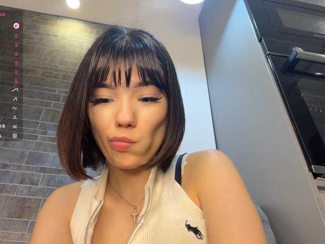 KhadijahStippich live cam on BongaCams