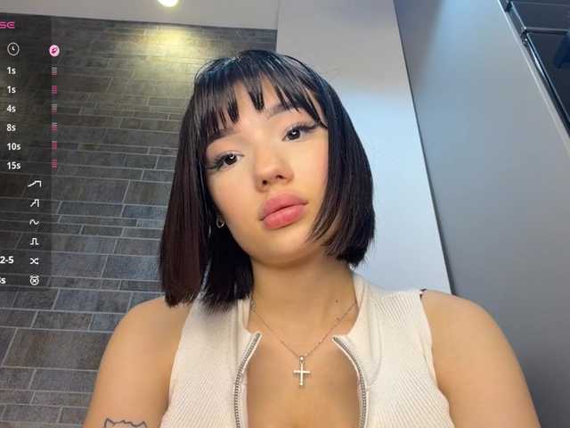 KhadijahStippich live cam on BongaCams