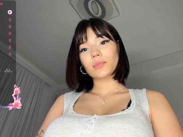 KhadijahStippich webcam