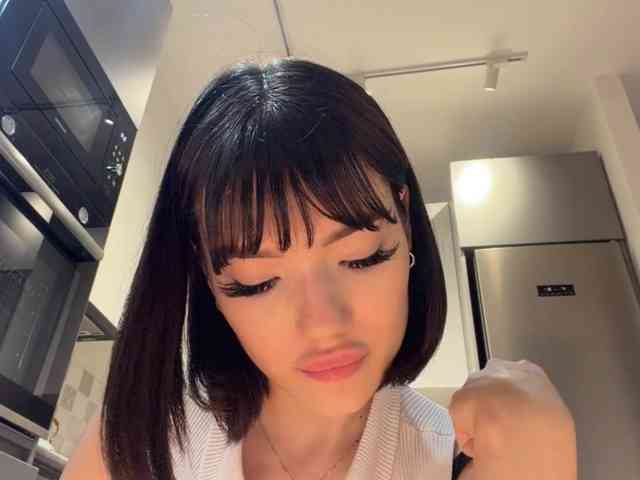 KhadijahStippich live female cam on bongacams