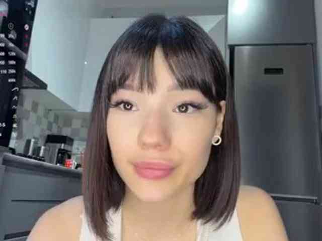 KhadijahStippich webcam