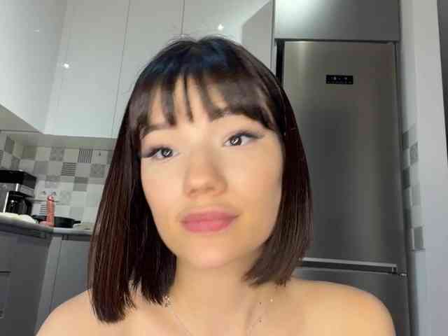 KhadijahStippich webcam
