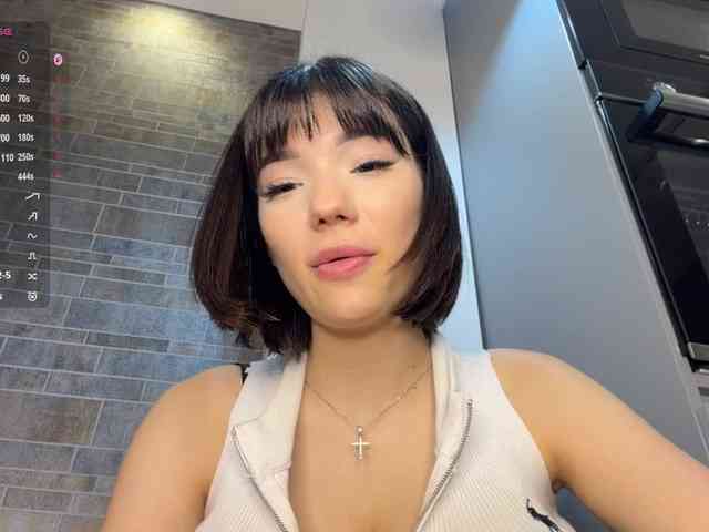 KhadijahStippich webcam