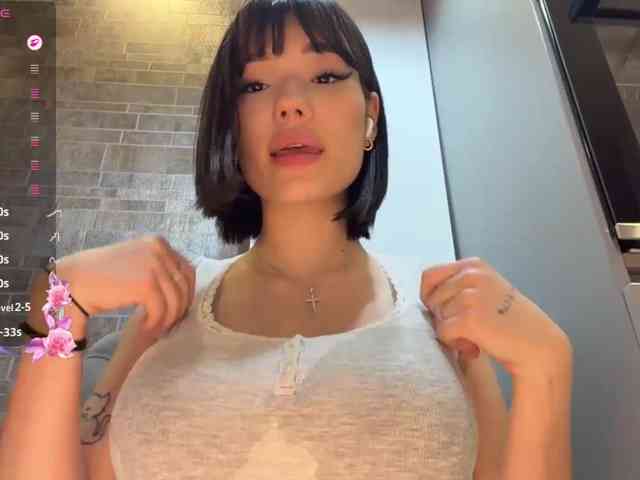 KhadijahStippich webcam